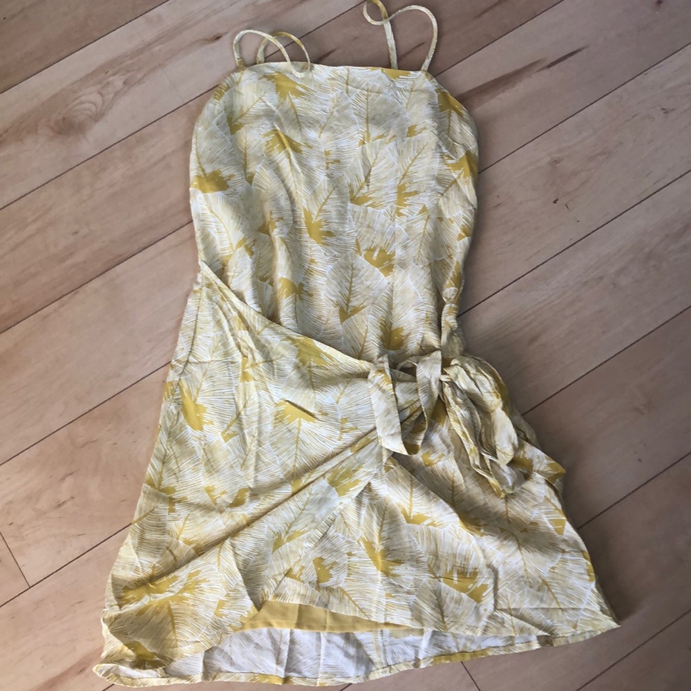 Olivaceous palm wrap dress